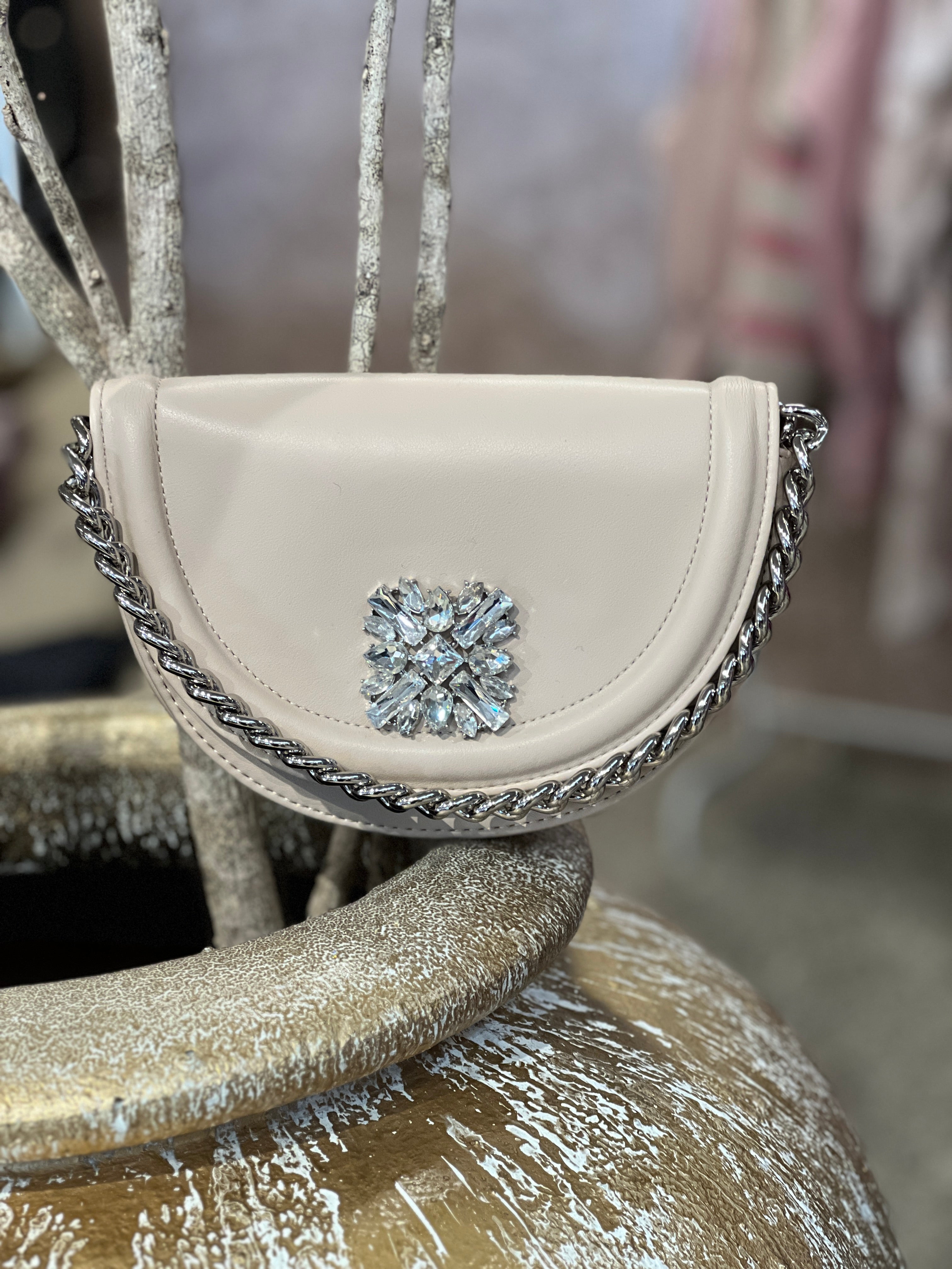 Rose - Liten handväska med stenimitation och silverkedja